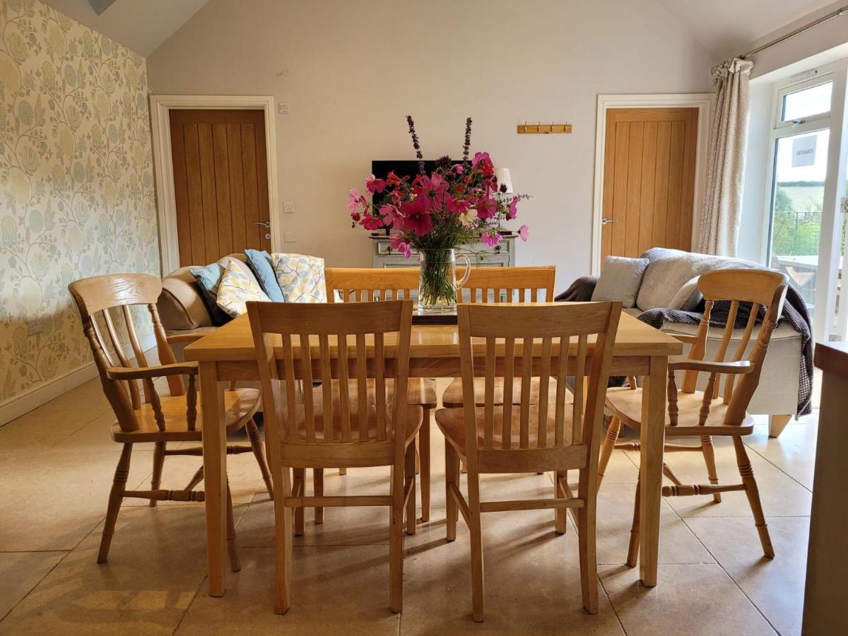Bay Tree Cottage Accommodation Farthingstone 외부 사진