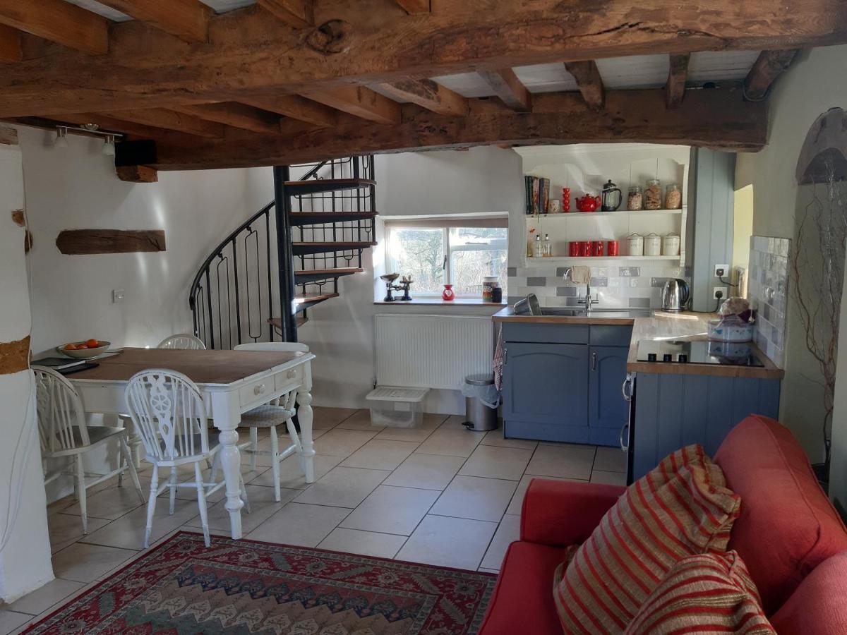 Bay Tree Cottage Accommodation Farthingstone 외부 사진
